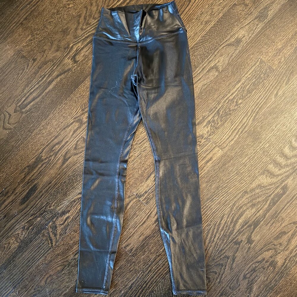 BLACK Alo Shine Leggings | Size XS